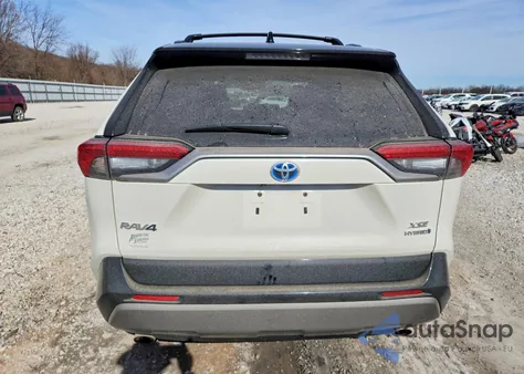 2022 Toyota Rav4 Xse из США, поврежденный, VIN 2T3E6RFV9NW033142